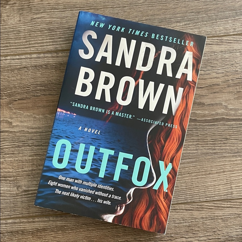 Sandra Brown 'Outfox' Hardcover